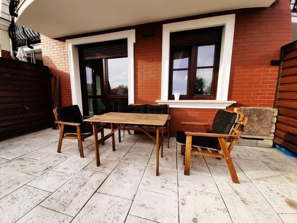Apartamenty Lubin - Kamieniczka W Centrum Exteriör bild
